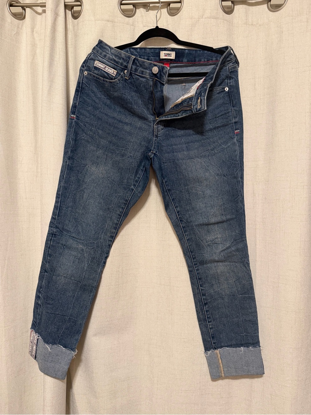 Tommy Hilfiger Dark Indigo Cropped Raw-Hem Ankle Jeans